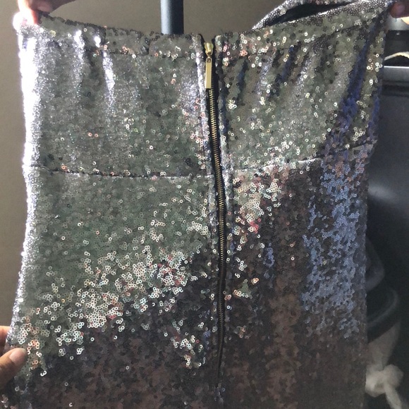 Silver sequence dress - Picture 5 of 7